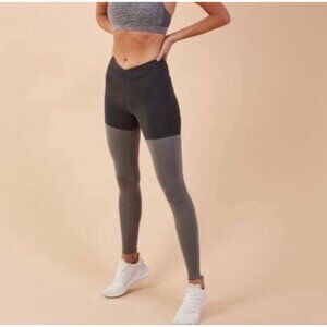 Gymshark‎ Two Tone Grey Colorblock Crossover Athletic Leggings Women's Size M